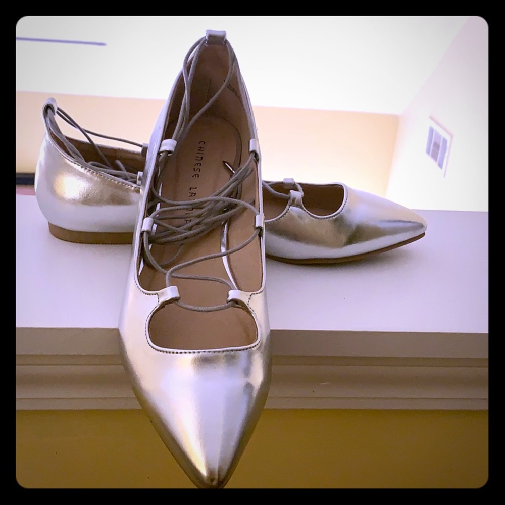 Chinese Laundry metallic flats